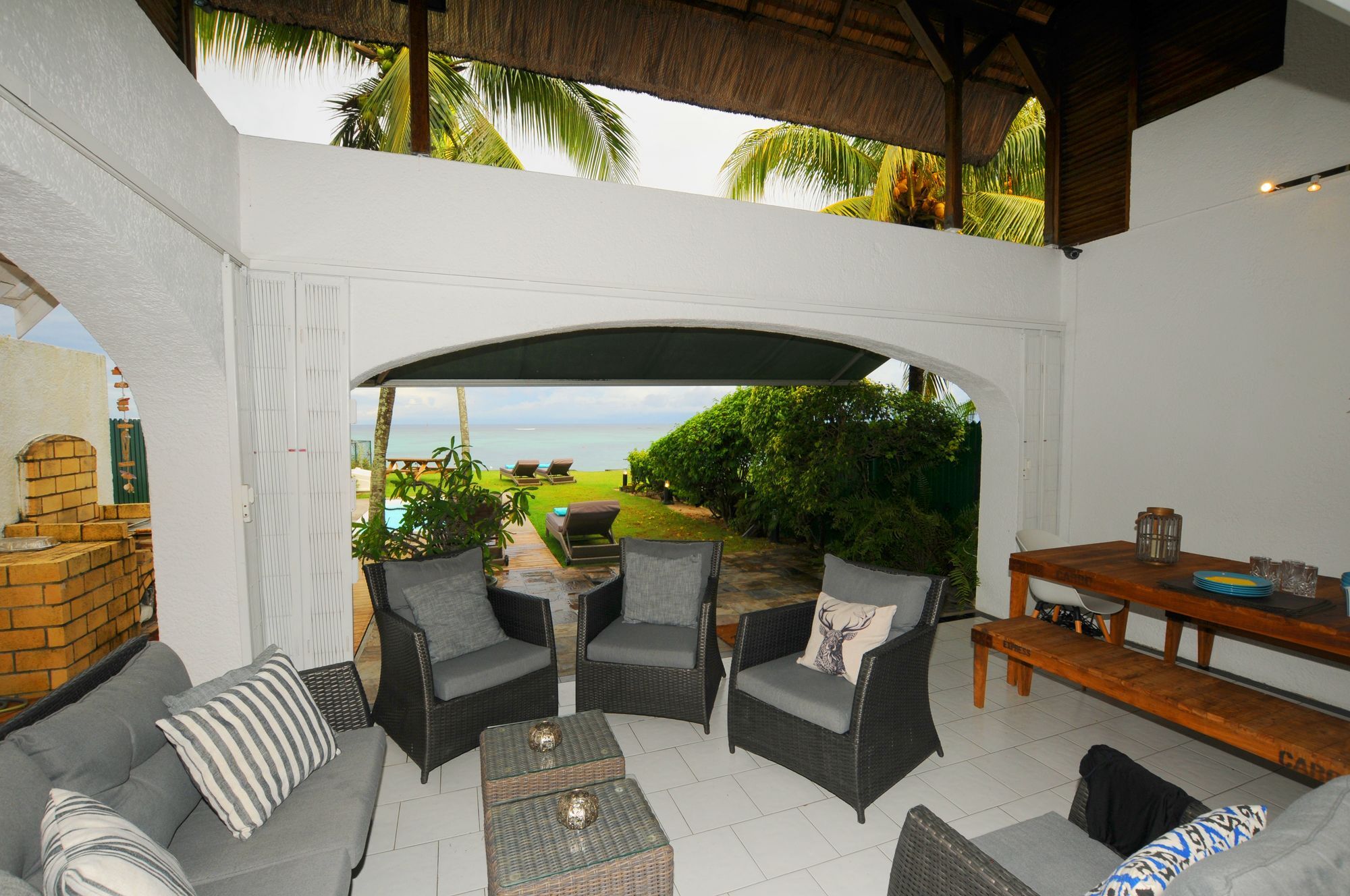 Caro'S Beachfront Trou aux Biches Zewnętrze zdjęcie